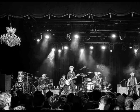 green day performing at the fillmore