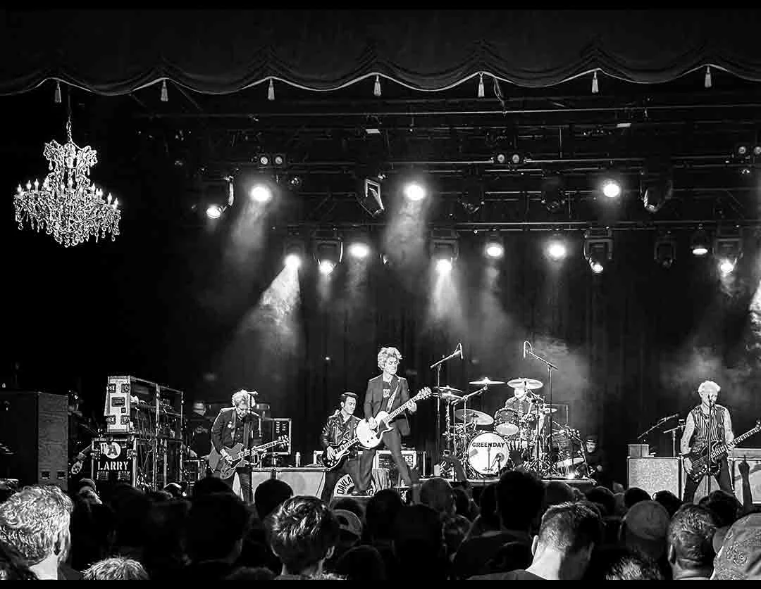 green day performing at the fillmore